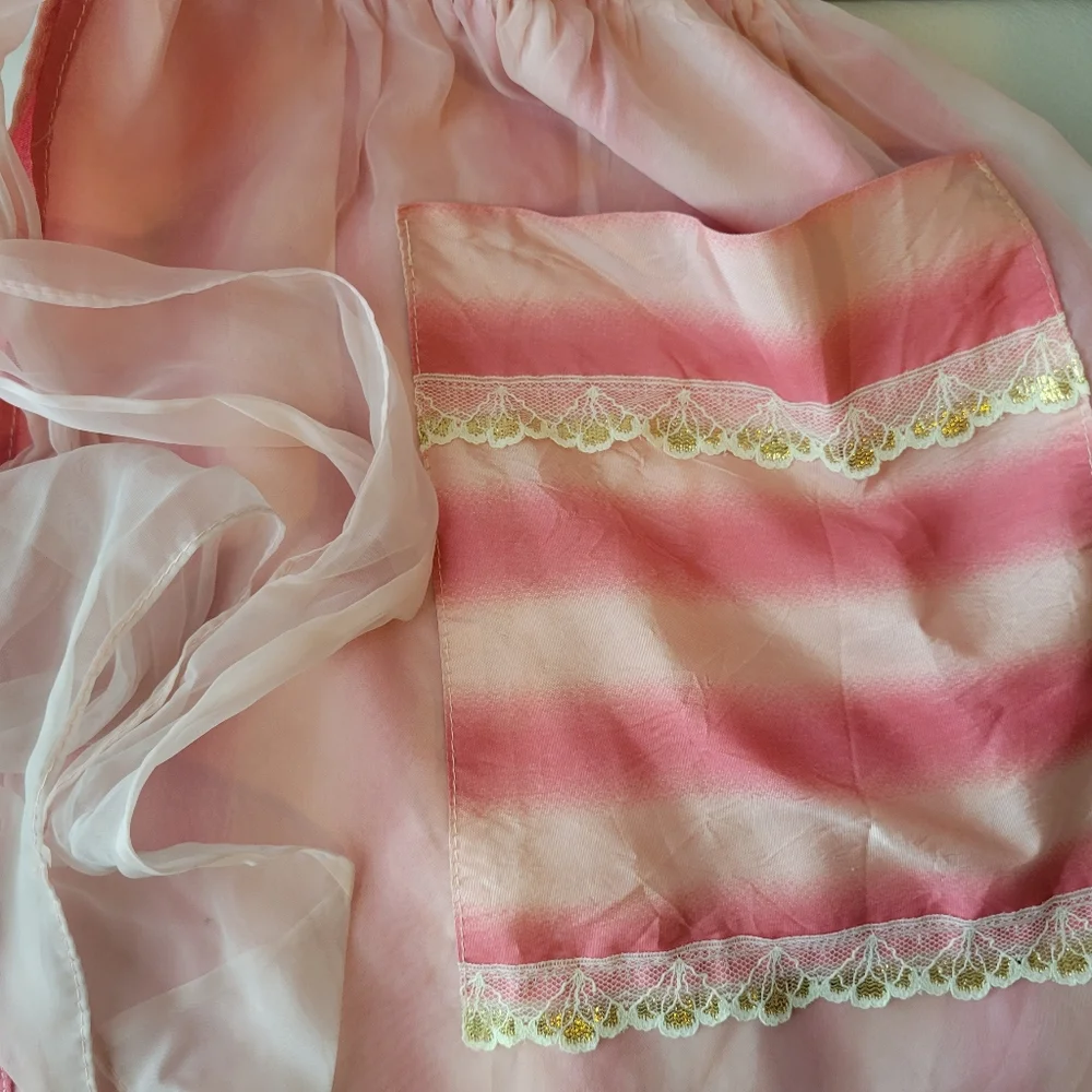 Fancy Vintage Apron ~ Pretty & Pink! ~ Handmade ~ MCM Vibe ~ Unique & Pretty!
